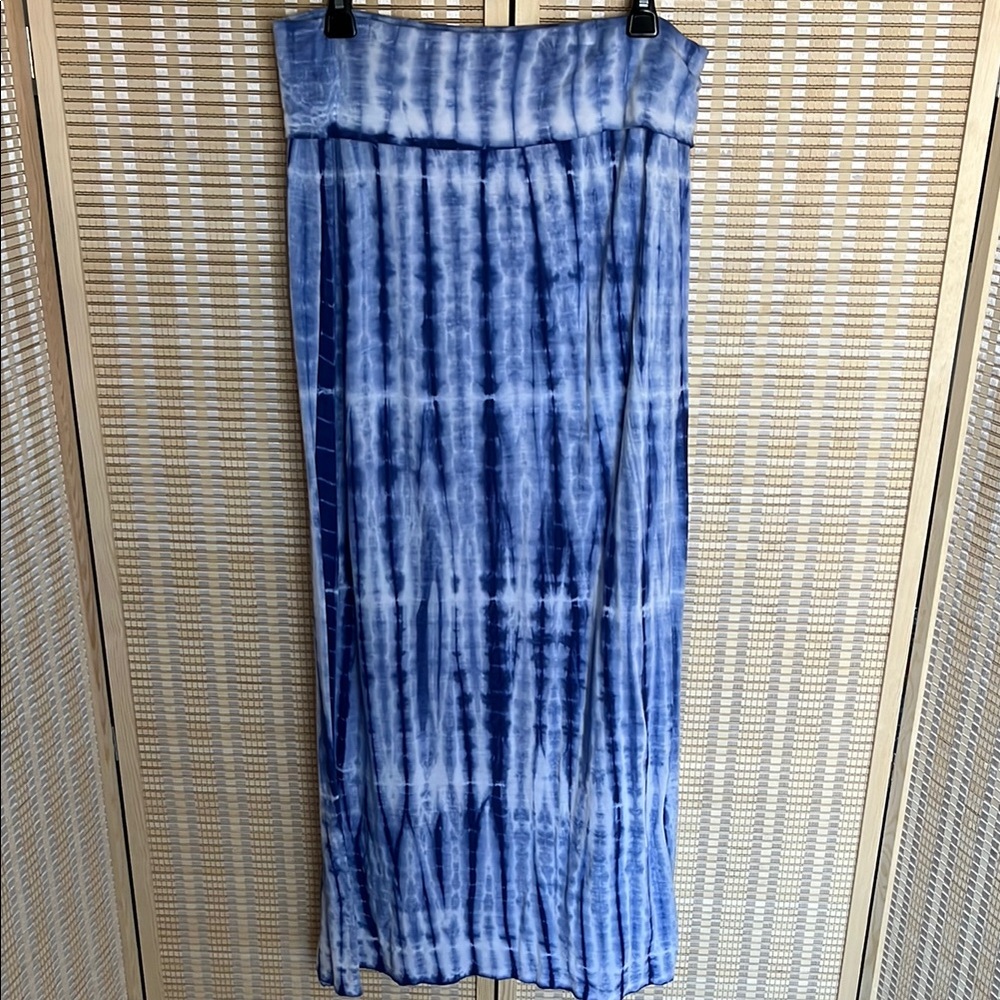 Olive & Oak Blue Maxi Skirt